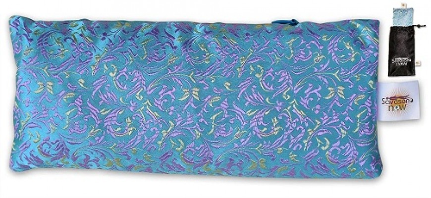 EYE PILLOW LAVENDER + Flax Seed Filled + Carry Bag. Silk Fabric - Use for Yoga, Natural Sleep Aid, Stress Relief, Anxiety Relief, Meditation, Massage Great Relaxation Gift
